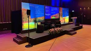 The Overwhelmed Event Planner’s Guide to Stress-Free Stage Rentals in Miami